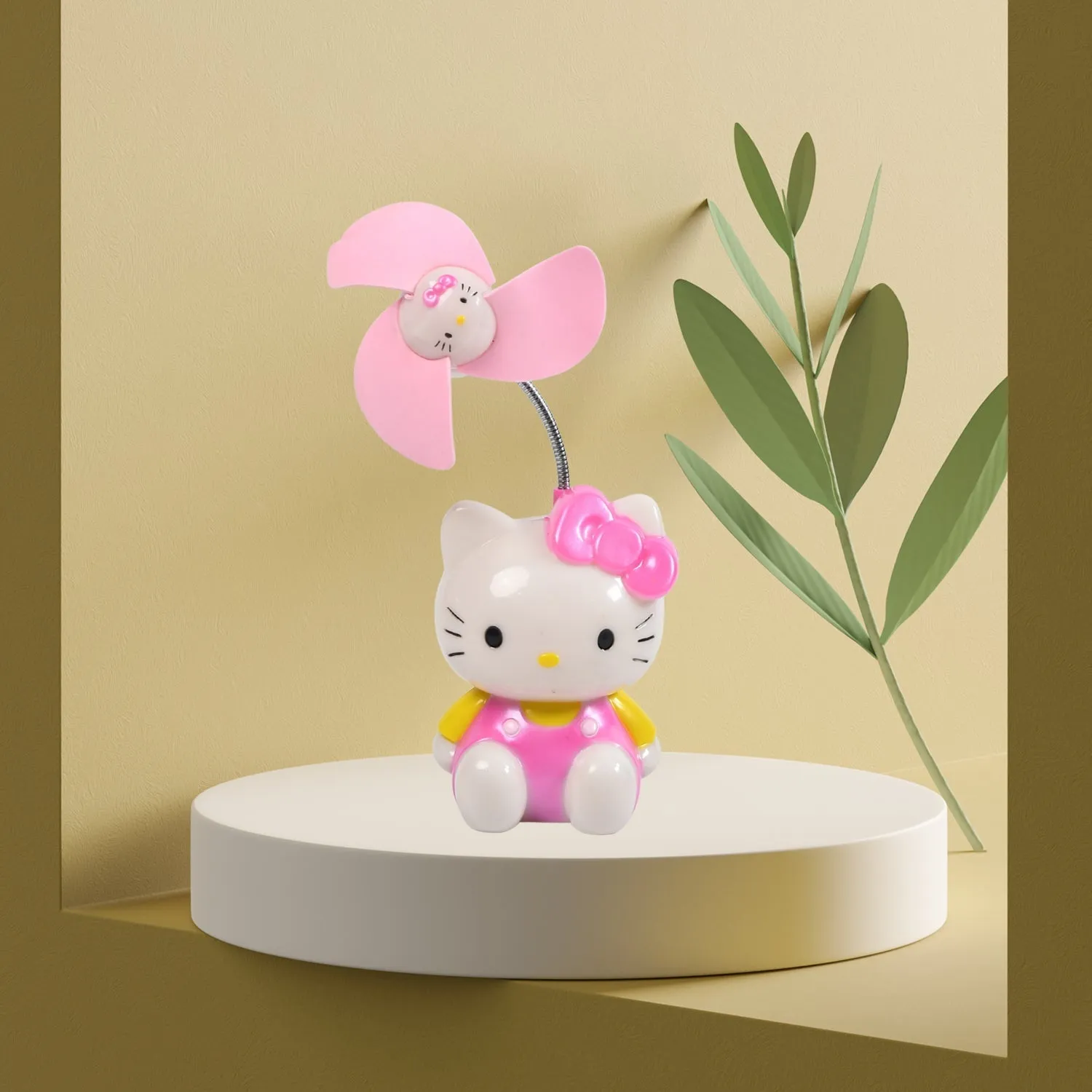 7711 Kitty USB Powered Portable USB Mini Cooling Fan Cooler Portable (Battery Not Include)