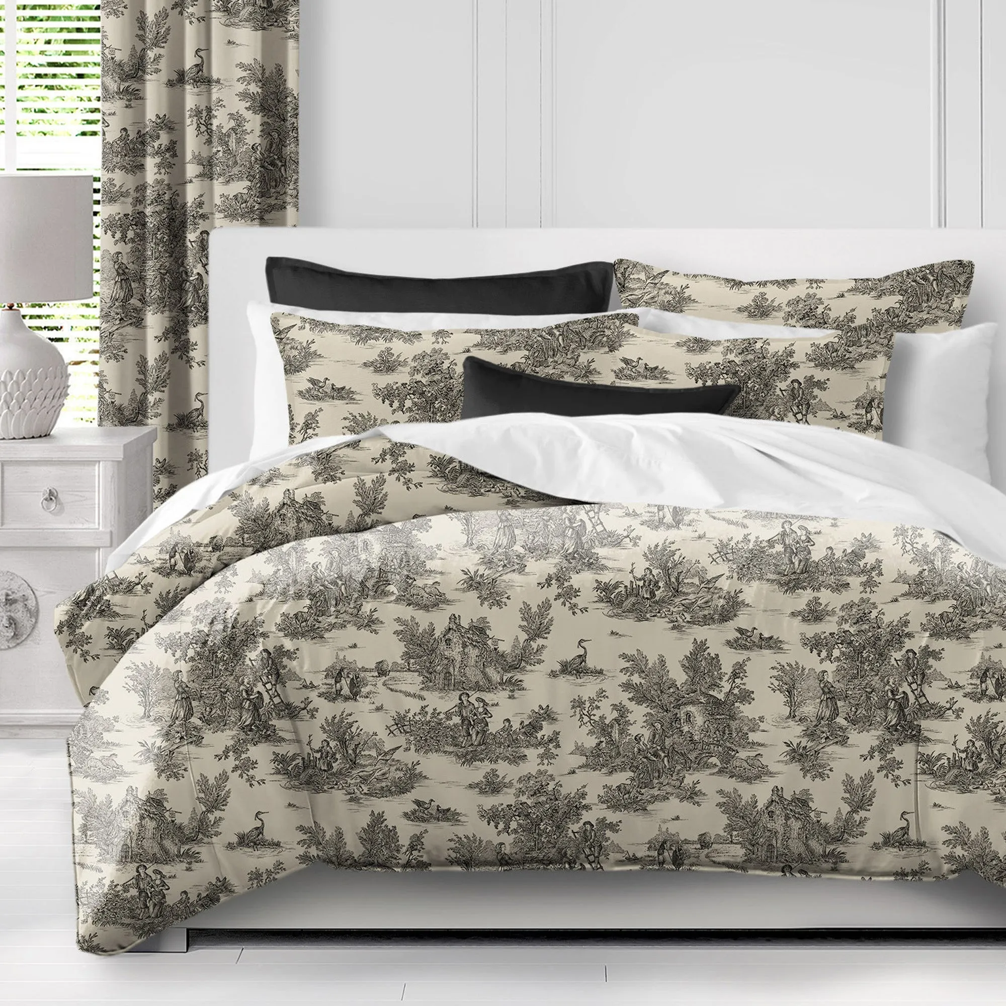 Bouclair Black Bedding