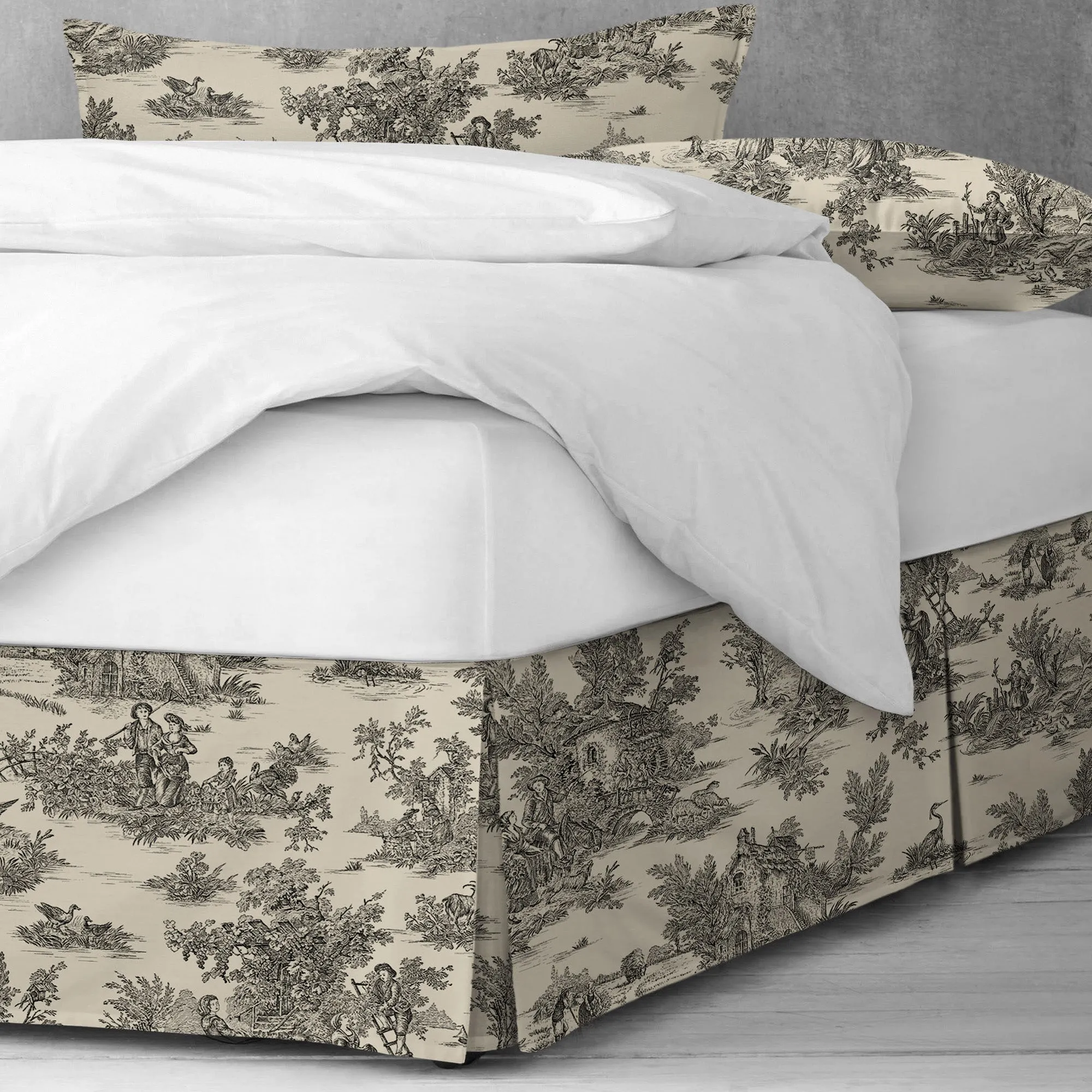 Bouclair Black Bedding