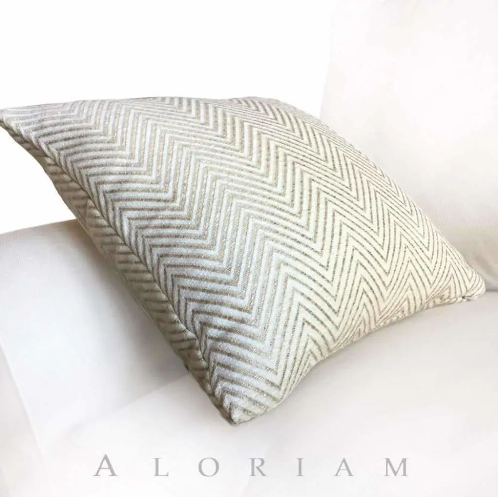 (CLEARANCE) Kravet Candice Olson Entrigued Ginger & Cream Herringbone Pillow Cover