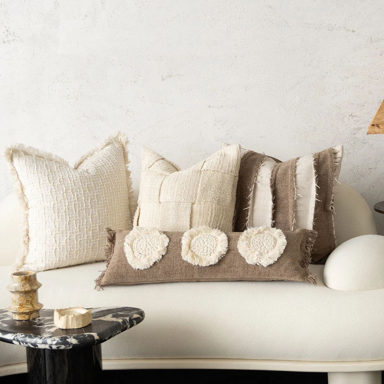 Elegant Design Pillow Set