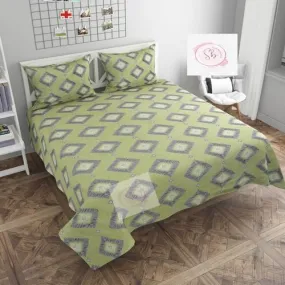 Flat Bedsheet for Super Queen Size Bed Sheet in Summer Home Collection by Star beddings 105 * 95 inches Set for Double Bed with 2 Pillow coversal (Green Block)