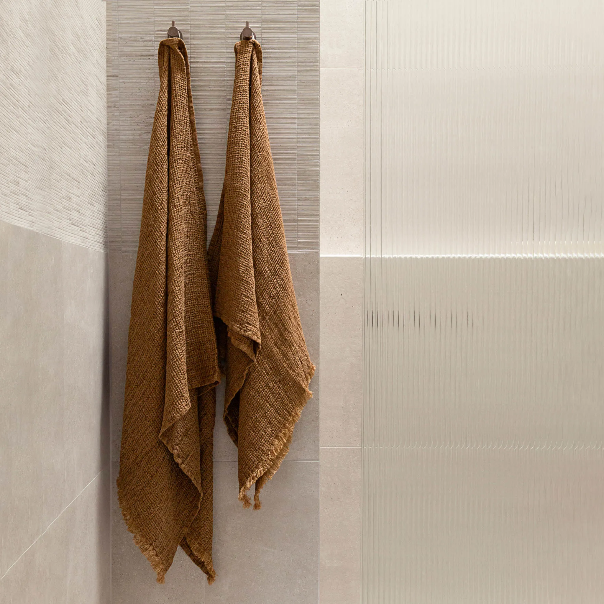 Flocca Linen Bath Towel - Russo