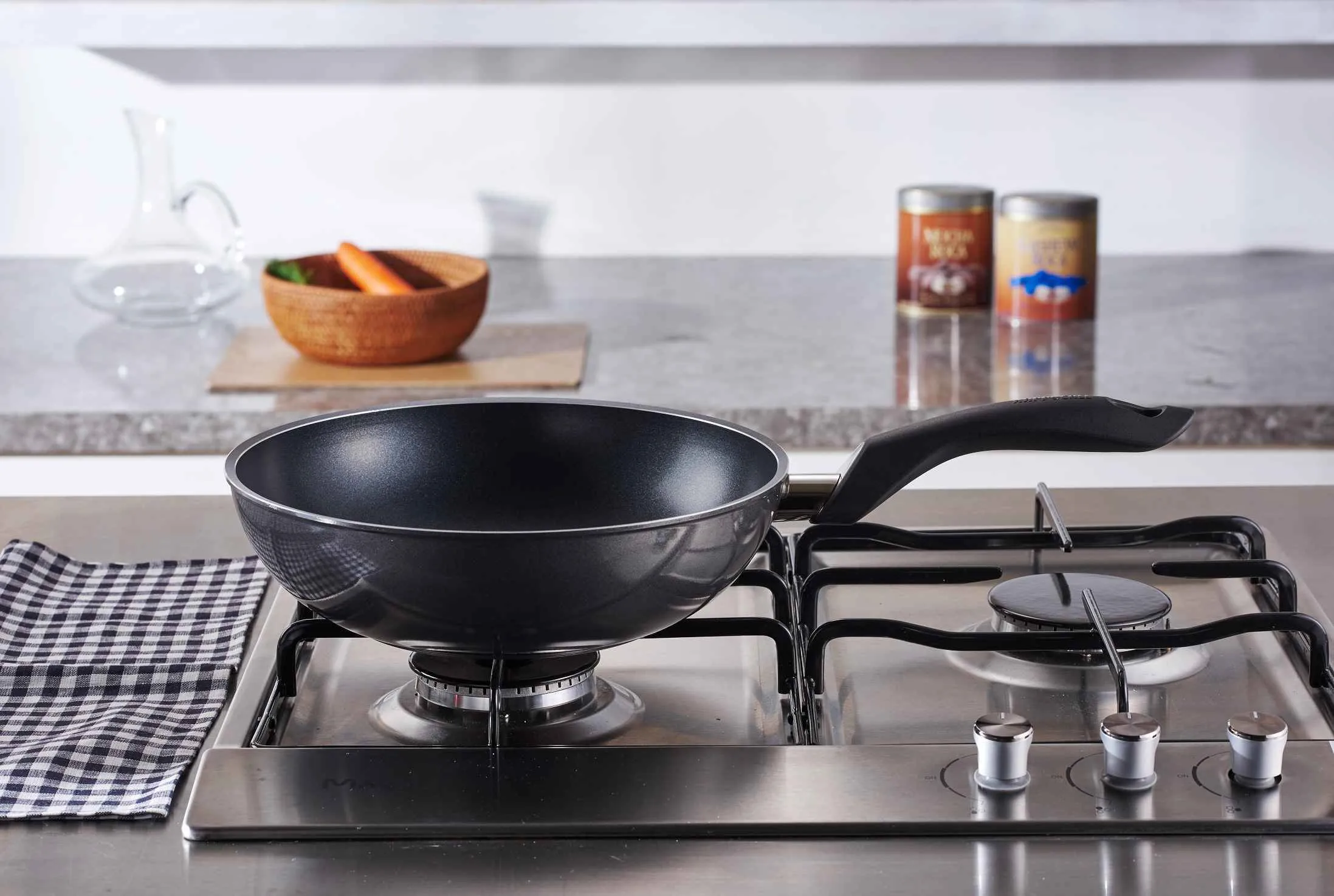 Happycall Titanium Wok, 11in (Induction Capable)