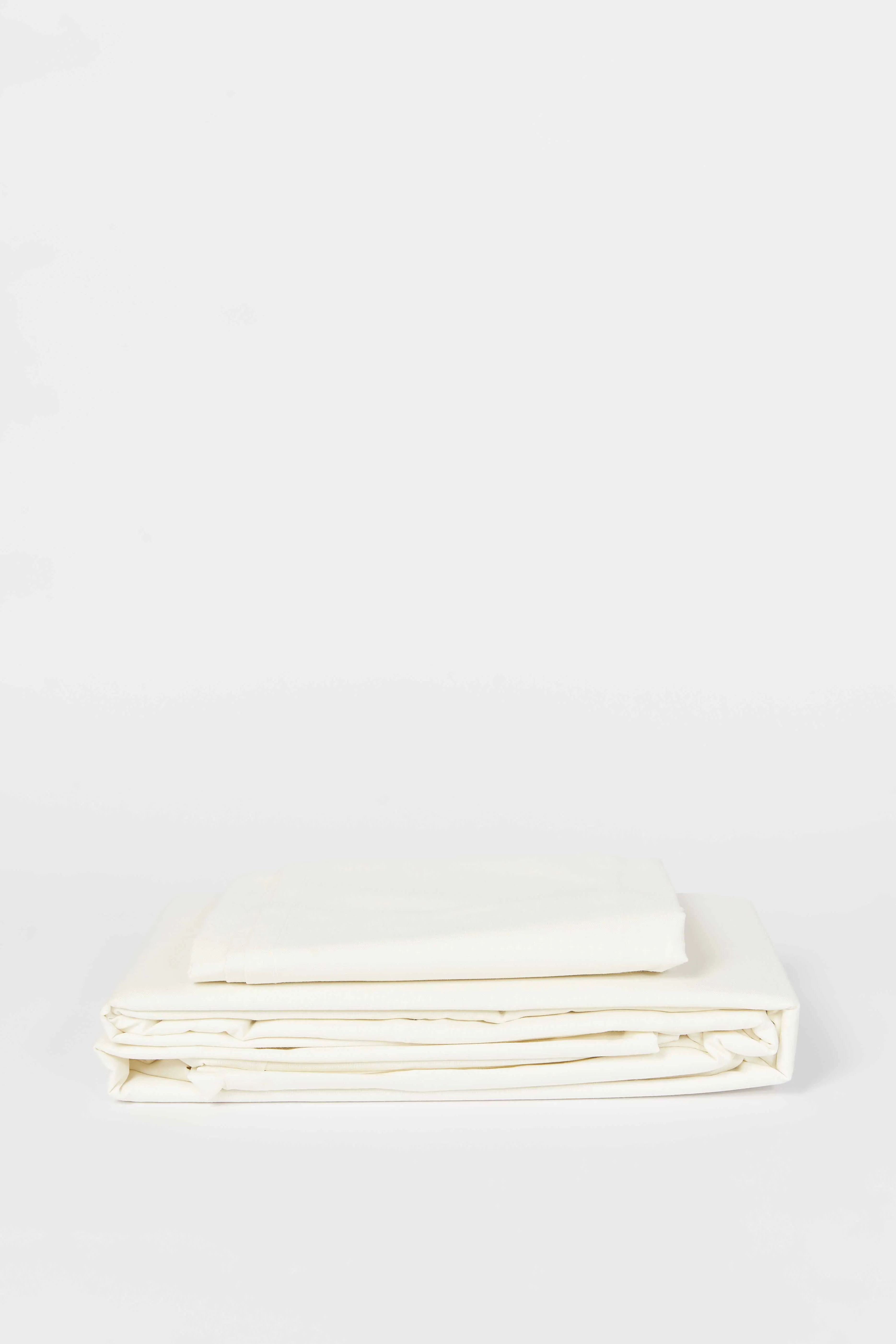 Ivory Solid Flat Sheet 
(Single Size)