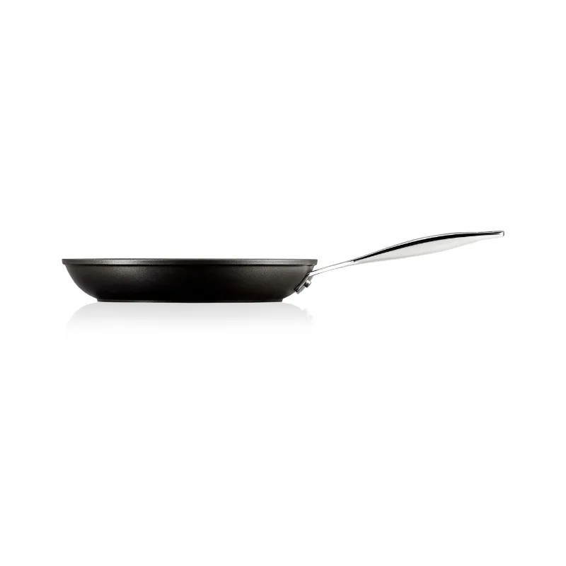 Le Creuset Toughened Non Stick Shallow Frying Pan 26cm