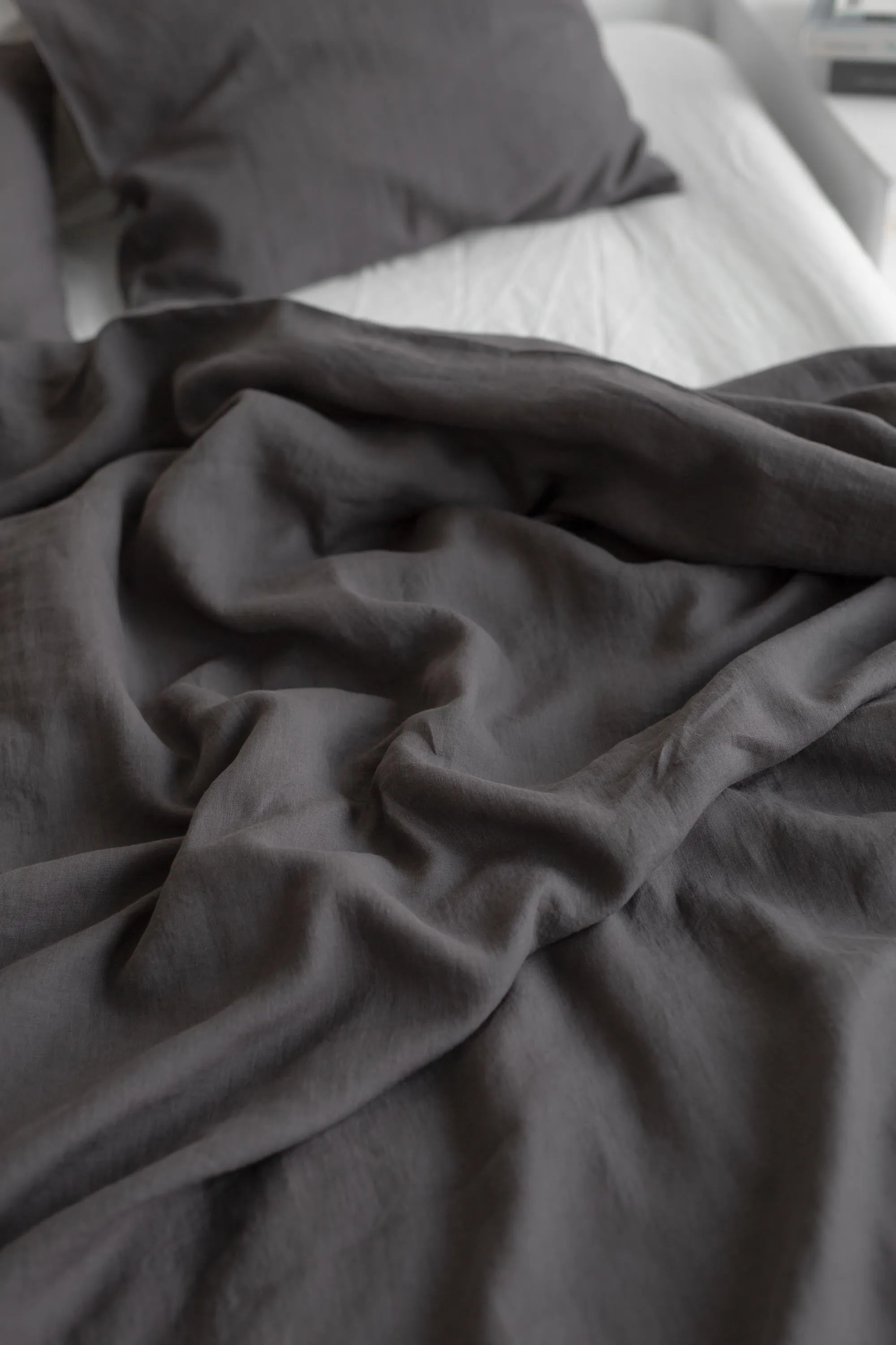 Linen Bedding Set Charcoal