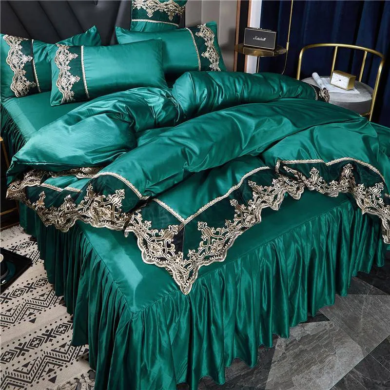 Luxurious Silk Bedding Set with Delicate Lace and Embroidery Details