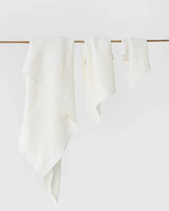 Magic Linen - Waffle Towels in White