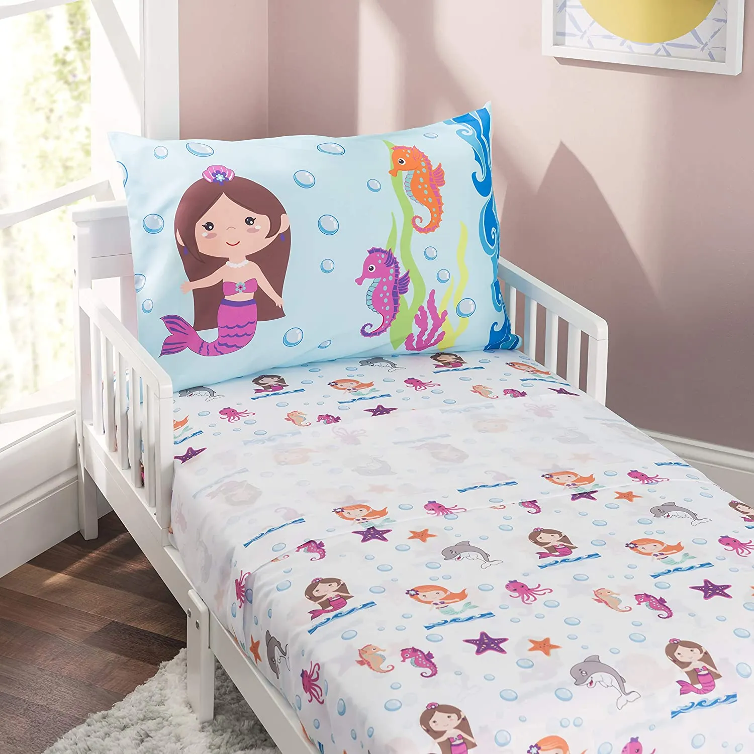 Mermaids Undersea Adventure 3-Piece Toddler Sheet Set