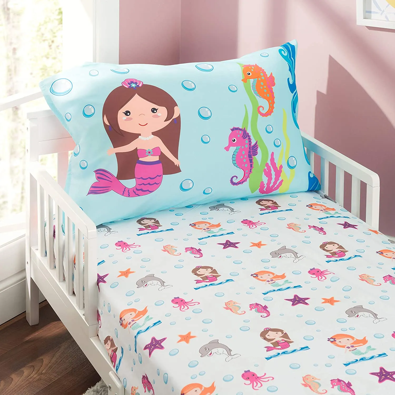 Mermaids Undersea Adventure 3-Piece Toddler Sheet Set