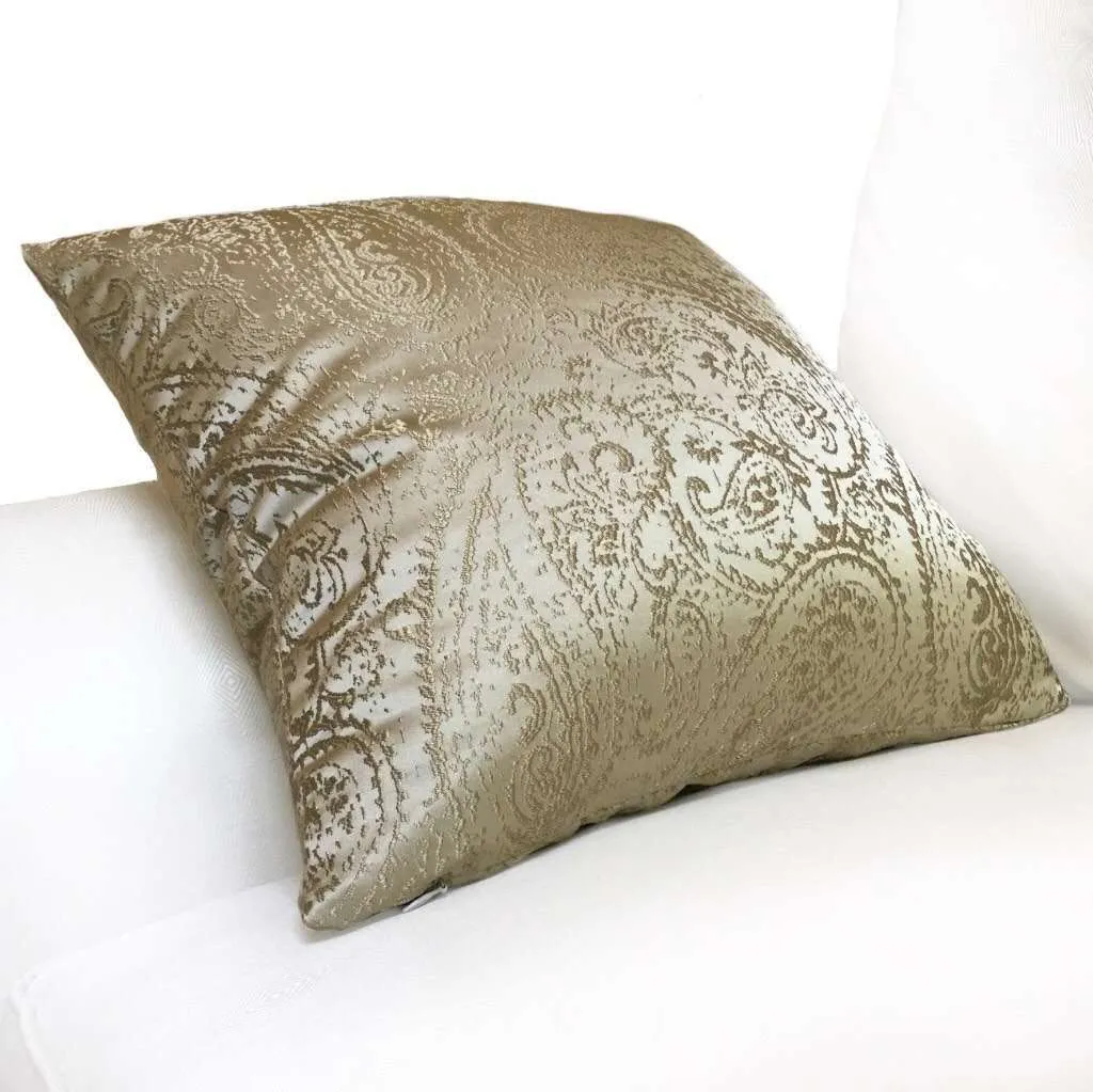 Metallic Gold Paisley Texture Pattern Pillow Cover