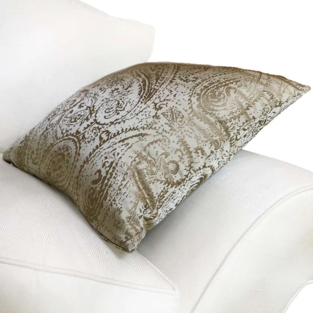 Metallic Gold Paisley Texture Pattern Pillow Cover