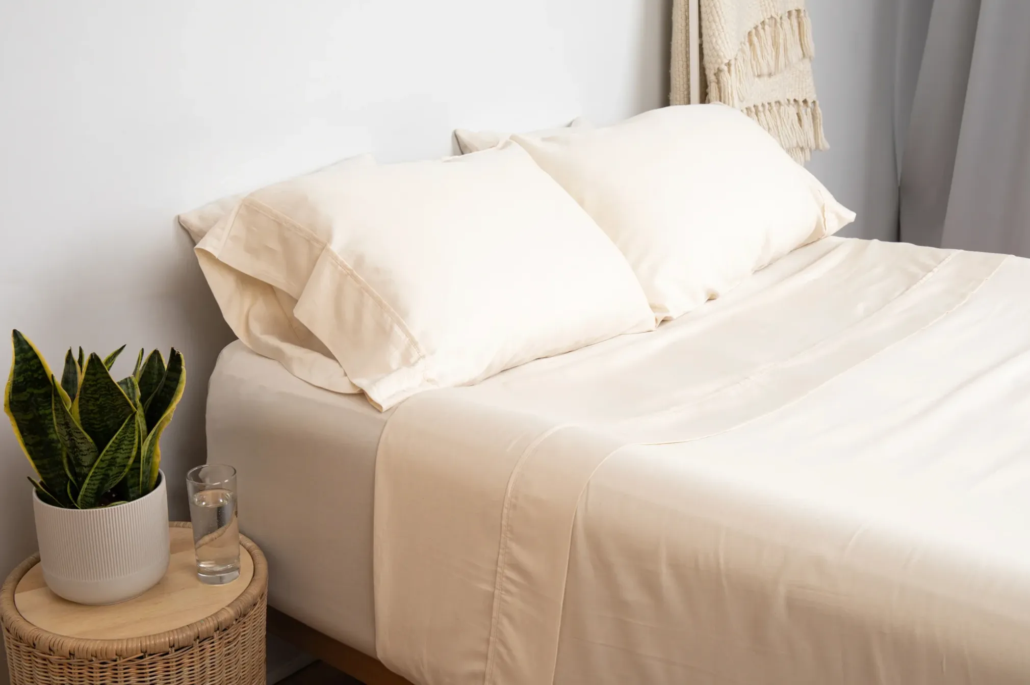 Organic Sheet Set:  Ensure You Are Grounded Through Your Sheets