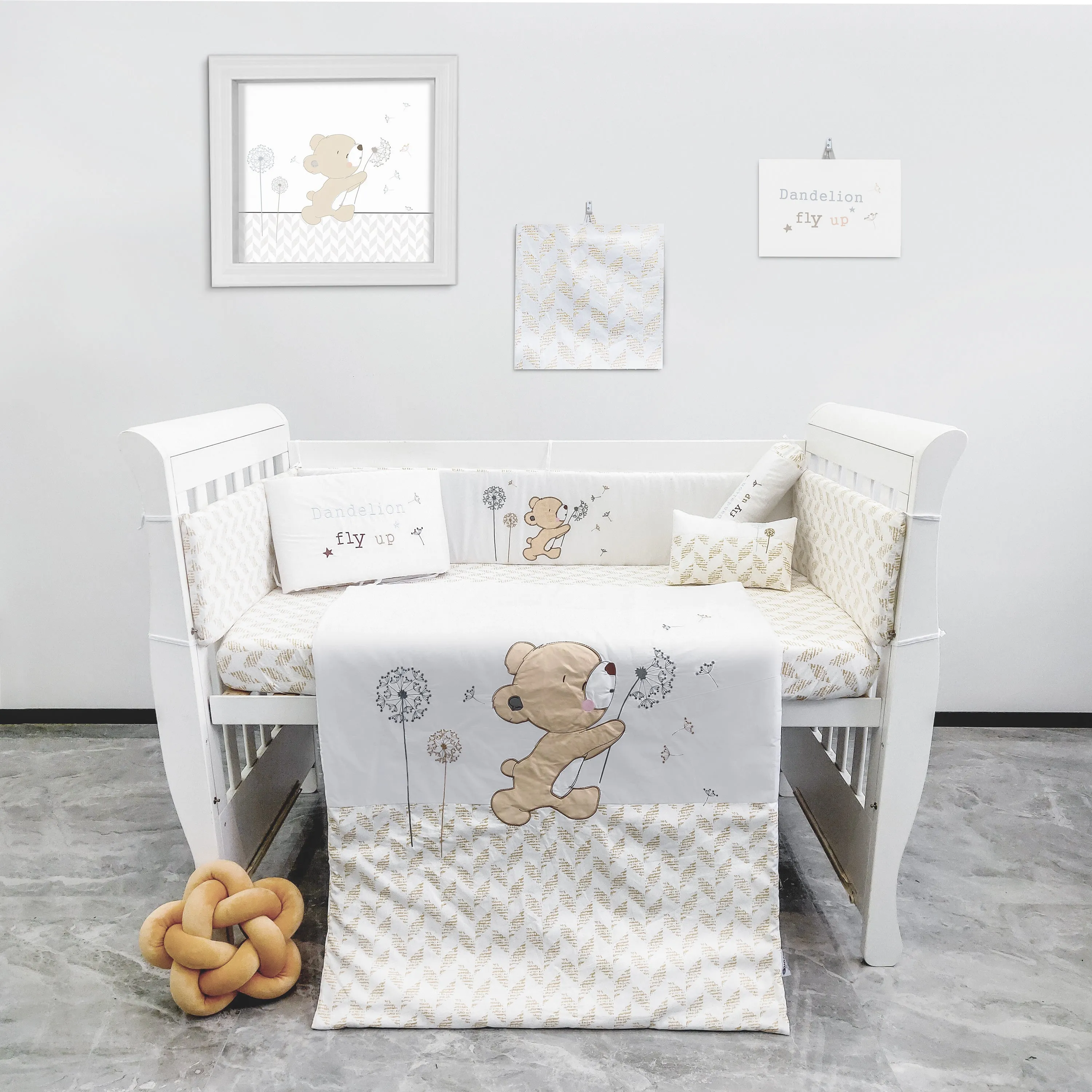 Palette Box 100% Cotton 8-Pieces Bedding Set – Dandelion Bear